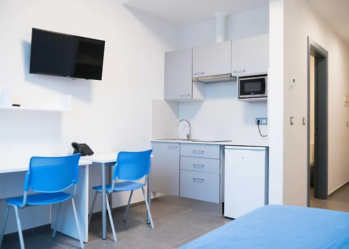 Turisticos Uneatlantico 3*