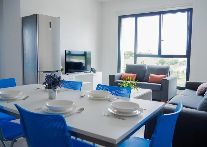 Turisticos Uneatlantico Apart Otel Santander