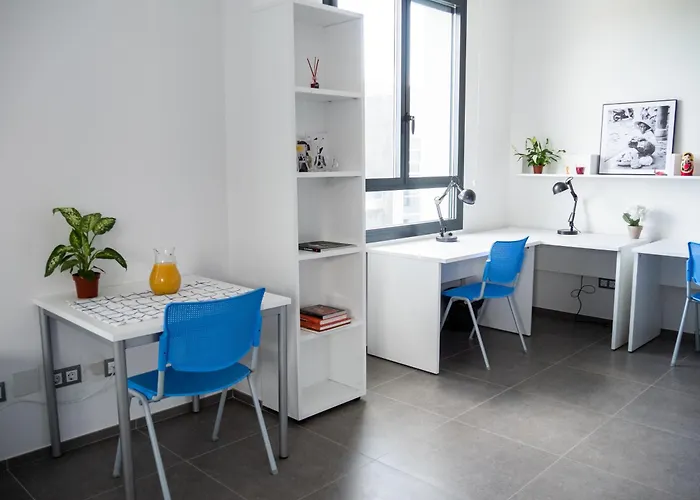 Turisticos Uneatlantico Apart Otel Santander